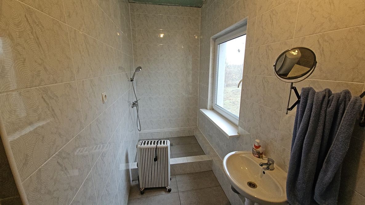 DJI_20251110_103151_11242